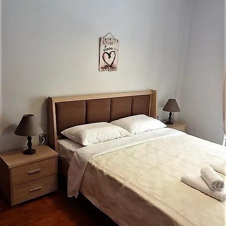 Apartment Homely