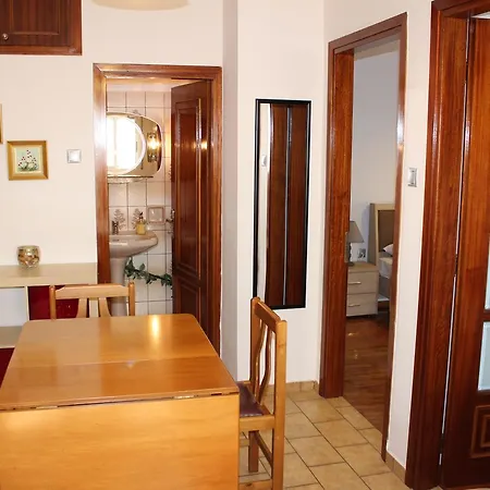 Lägenhet Homely Kavala